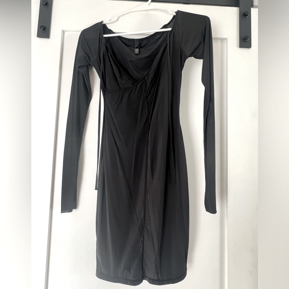 SKIMS Swim Dress – Black Ruched Long Sleeve Size Medium
